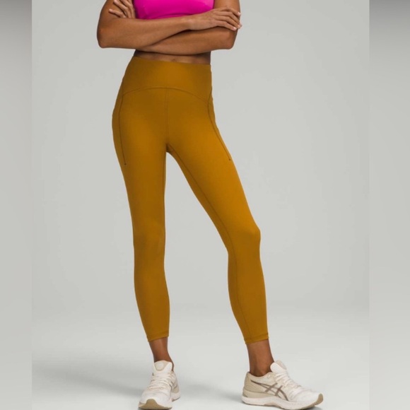 New! Lululemon Power Thru HR Tight - Picture 3 of 12
